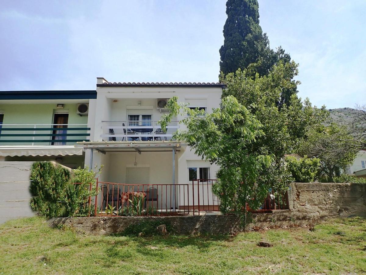 Apartment Maca Starigrad Paklenica Exterior photo