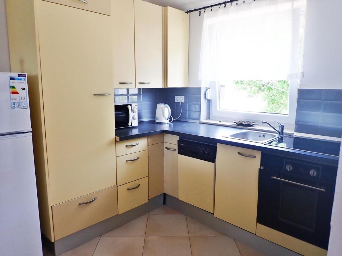 Apartment Maca Starigrad Paklenica Exterior photo